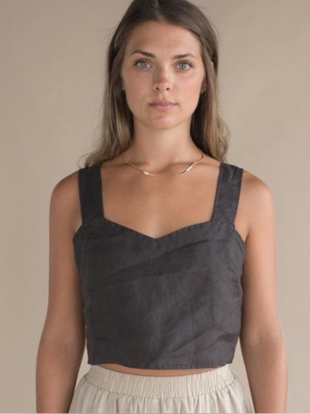 Mate the label 100% linen coco crop in black size Small